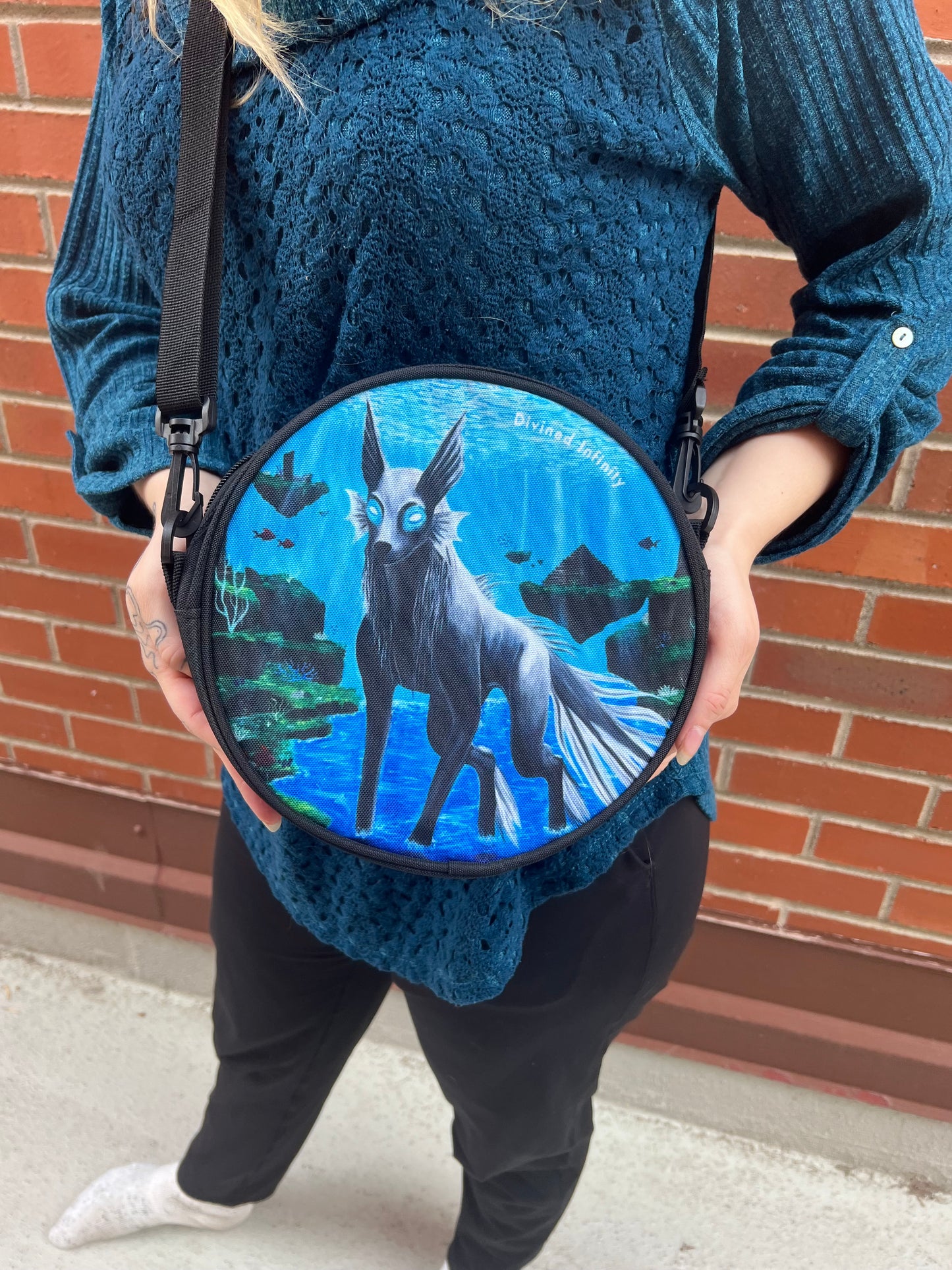 Marine Howl Bag